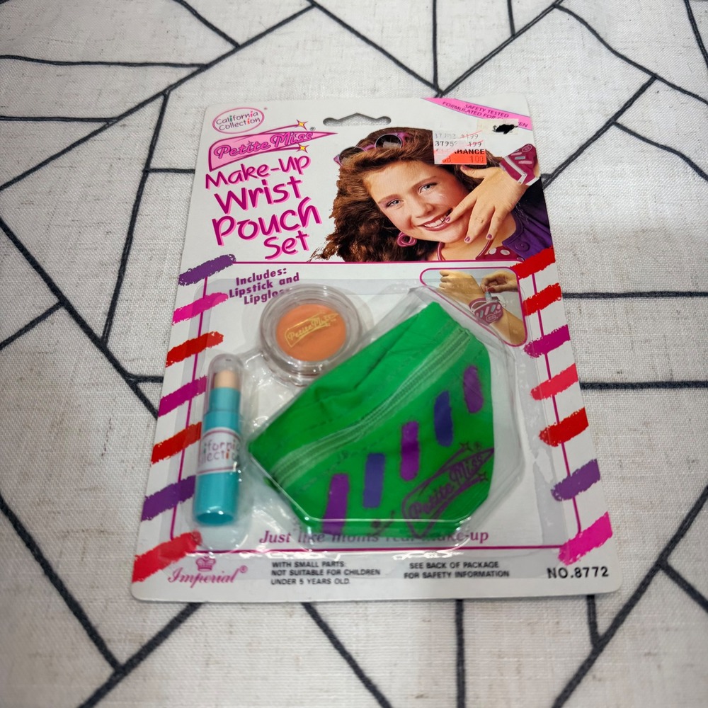 Imperial Petite Miss Make-Up Wrist Pouch Set OS Green Vintage 1991 Toy 8772‎